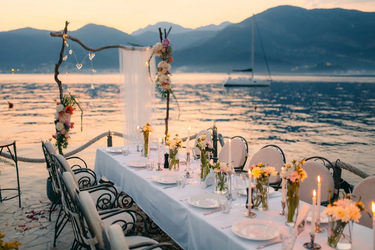How To Choose A Caterer For Your Wedding
